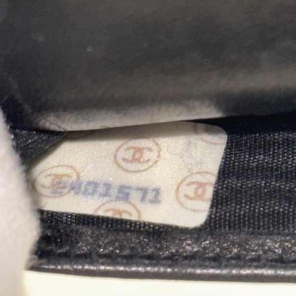 CHANEL Card Wallet in Black - Vintage 90's Coco Mark Lambskin Leather - Picture 7 of 14